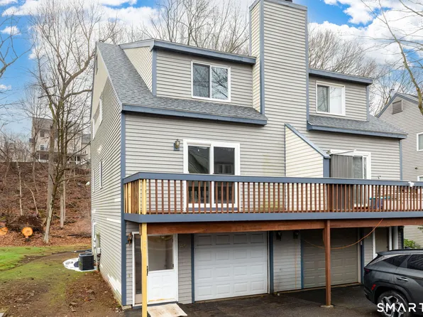 67 Woodland Ridge #67, Meriden, CT 06450