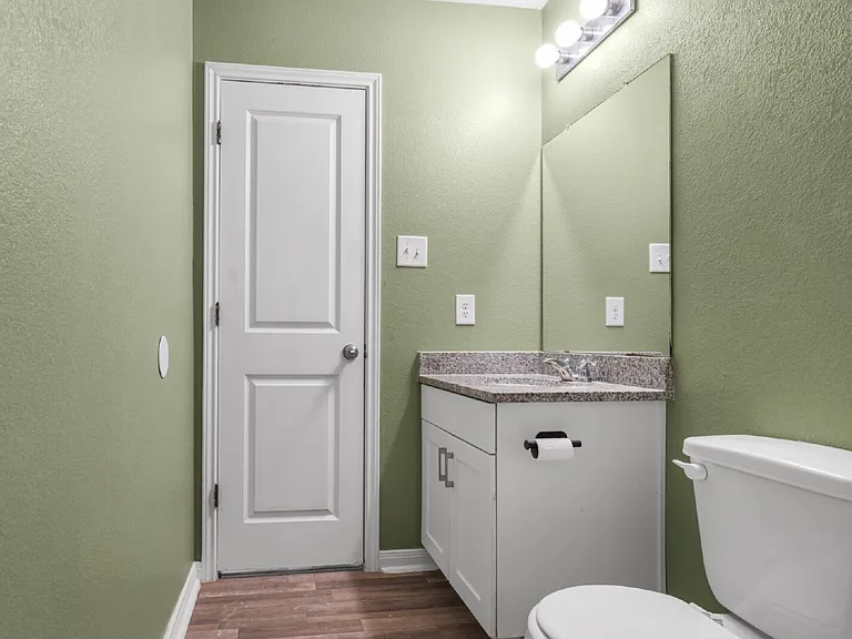 15638 Del Norte Dr — Photo 13