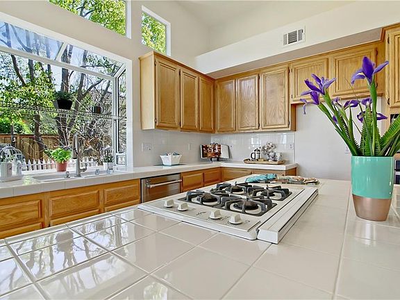 5th image of 4848 Marblehead Bay Dr