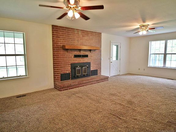 3rd image of 70206 S 336th Ct