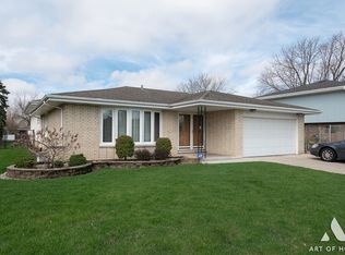 10614 S 84th Ave, Palos Hills, IL