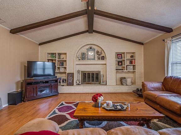 5th image of 106 Beech Cir