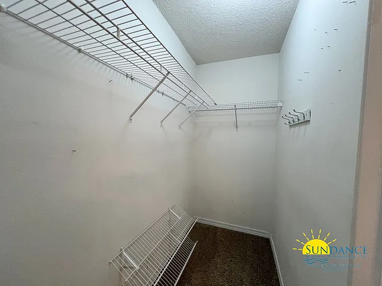 492 Jillian Dr — Photo 11