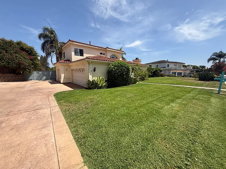 401 Hickoryhill Dr — Photo 31