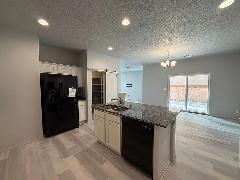 6119 Motherwell Dr SE — Photo 32