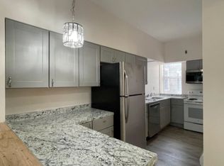 4242 Pine St APT 2A, Philadelphia, PA 19104