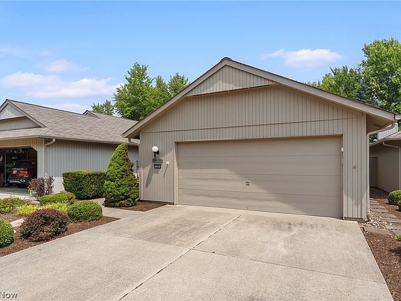 3rd image of 12647 Ionia Ct