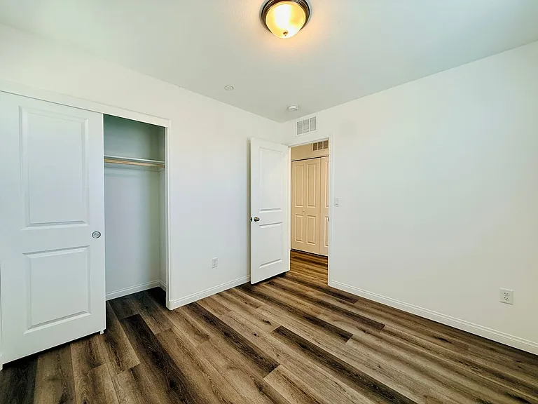 398 Moonlight Opera Ct — Photo 21