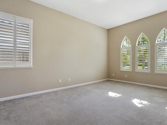 5th image of 4107 Spyglass Dr
