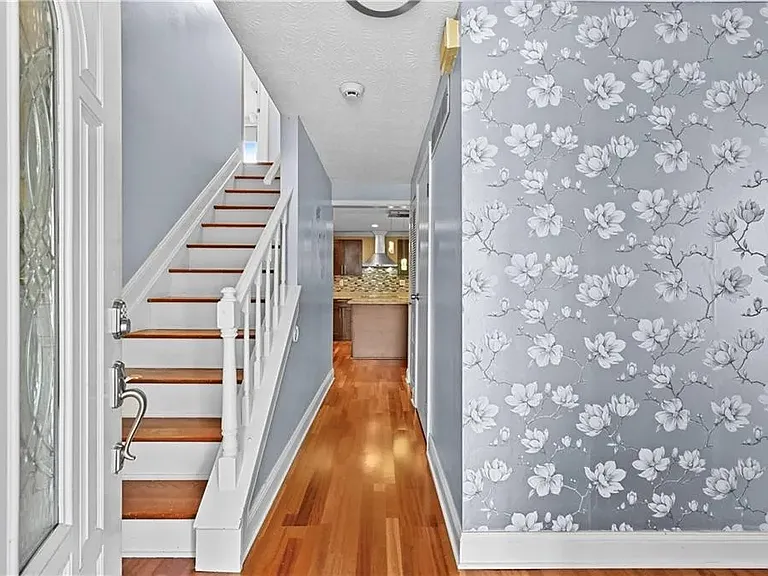 4608 Rosemear Ct — Photo 34