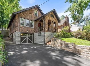 117 Spring St, Metuchen, NJ 08840