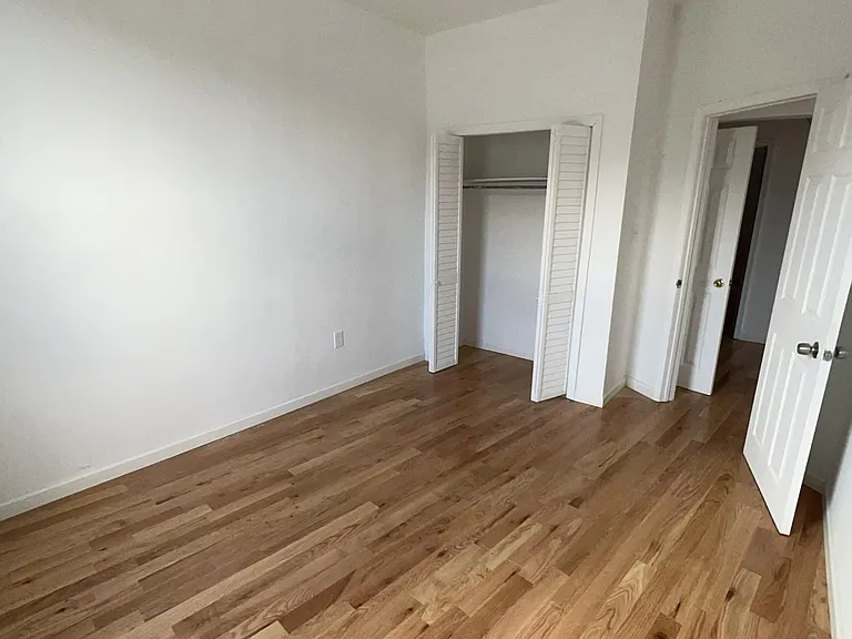 190 Clinton Ave #2 — Photo 7