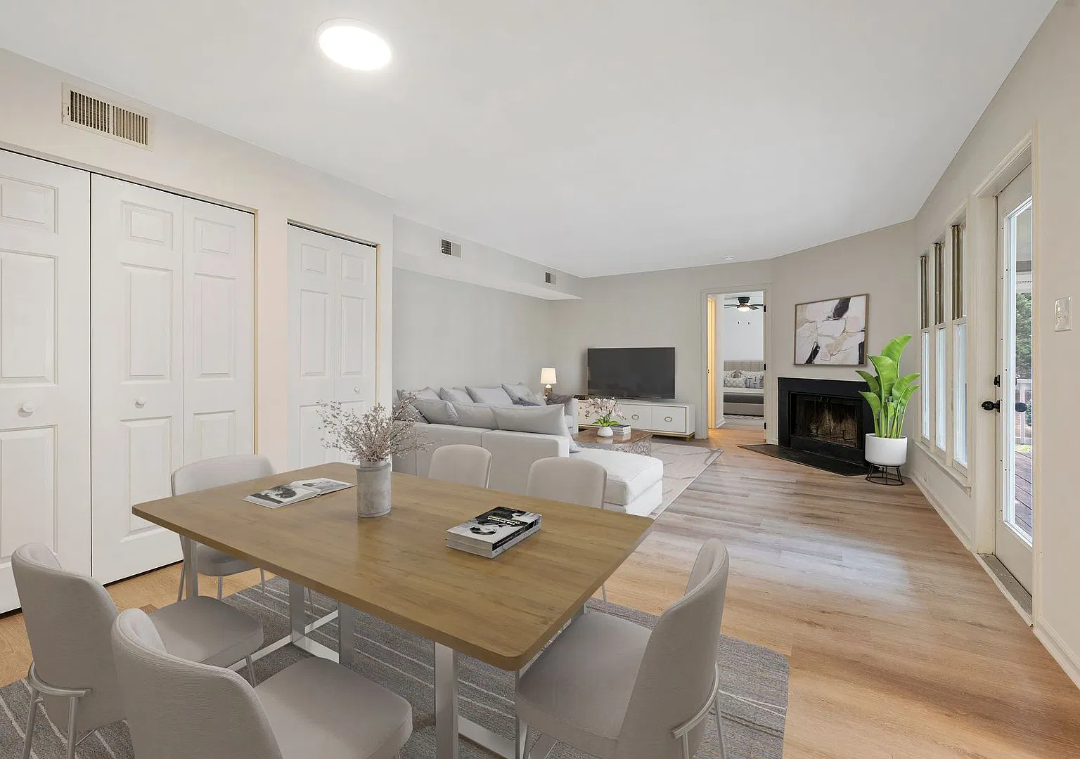 Fully Renovated Condo in Heart of Raleigh near Rex Hospital & NC State University — Photo 2
