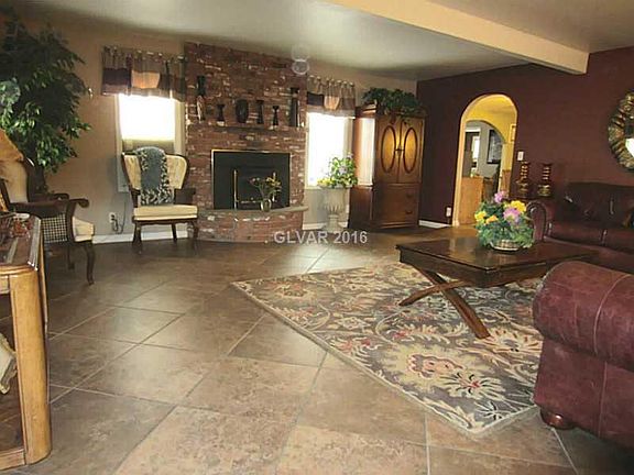 2nd image of 5565 Obannon Dr