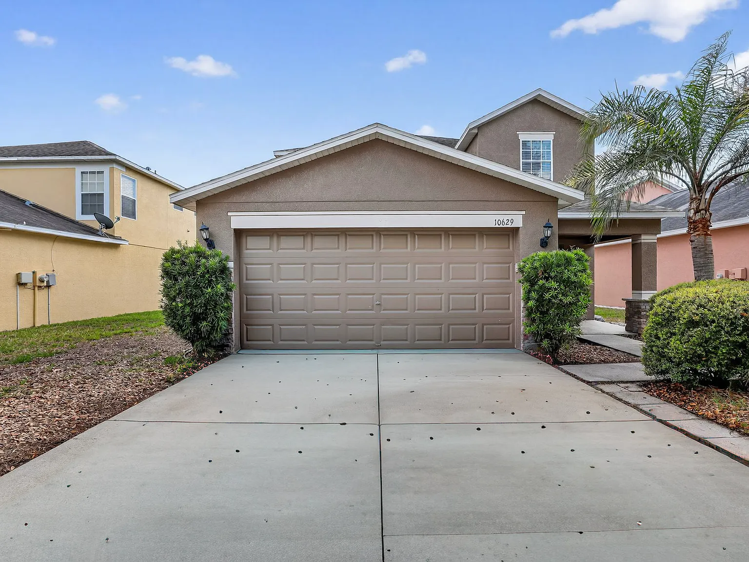4 bed, 2.5 bath, 2190 sqft, $3,575 — Photo 4