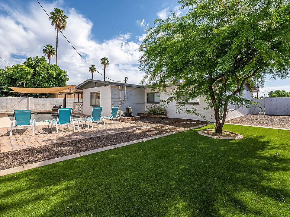 1616 N Markdale