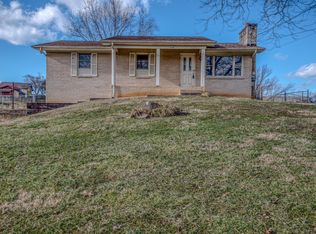 448 Beechwood Cir, Bristol, TN 37620
