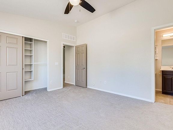 5th image of 2900 W Kristina Ave