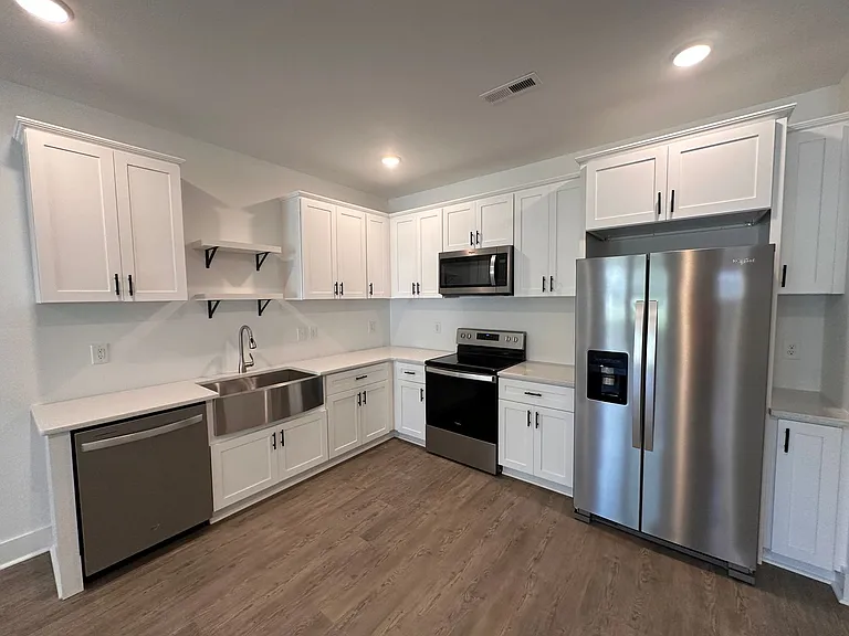 1668 Winding Way SW — Photo 9