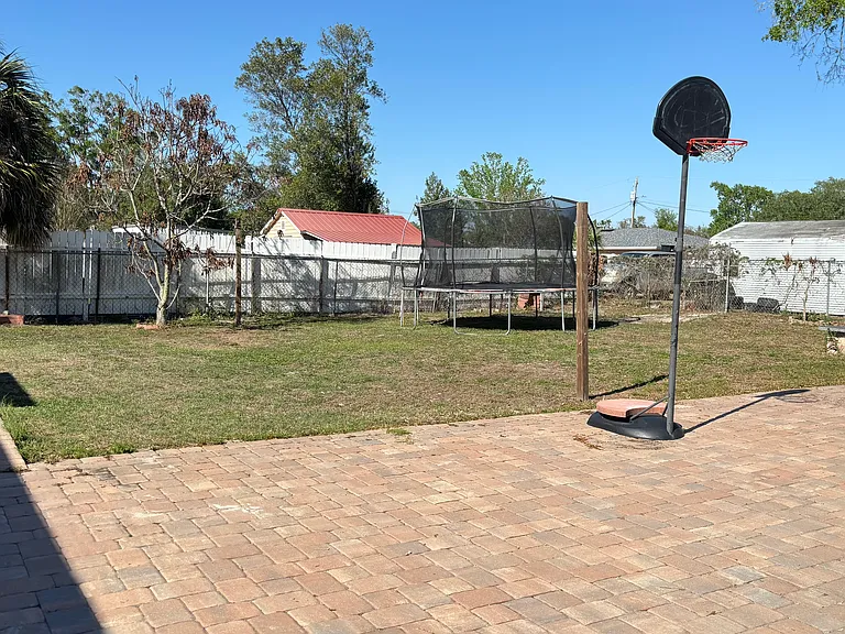 1150 Luke Ave — Photo 20