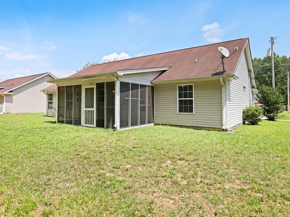 1038 Colony Cir, Fort Oglethorpe, GA 30742