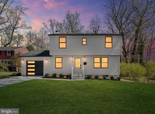 3 Overbrook Cir, Moorestown, NJ 08057