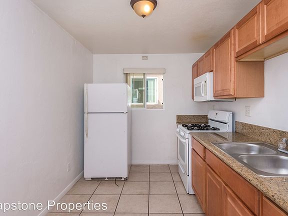 5th image of 417 Aurora St