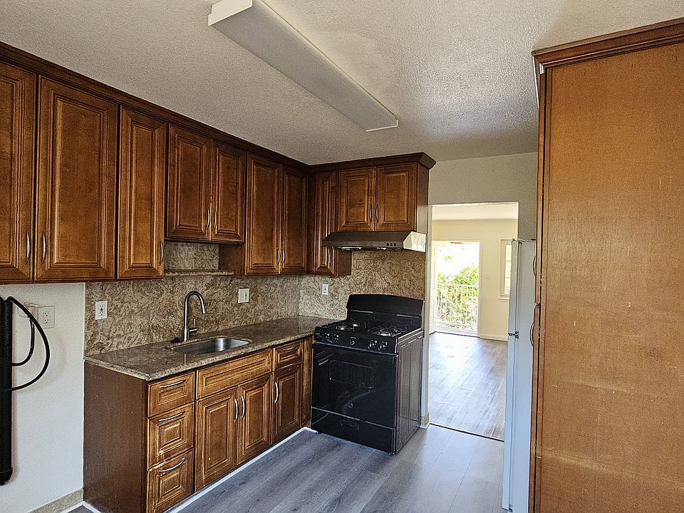 1st image of 15963 Maubert Ave