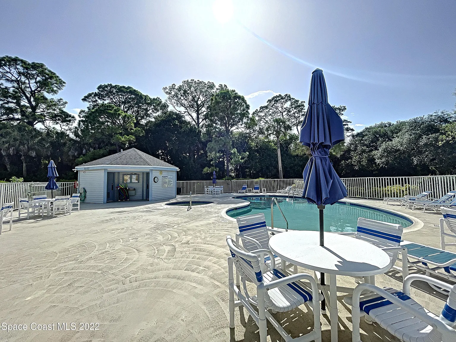 2 bed, 2.0 bath, 1002 sqft, $1,800 — Photo 4