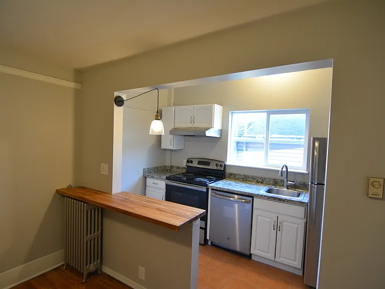 3013-3011 Beacon Ave S — Photo 11