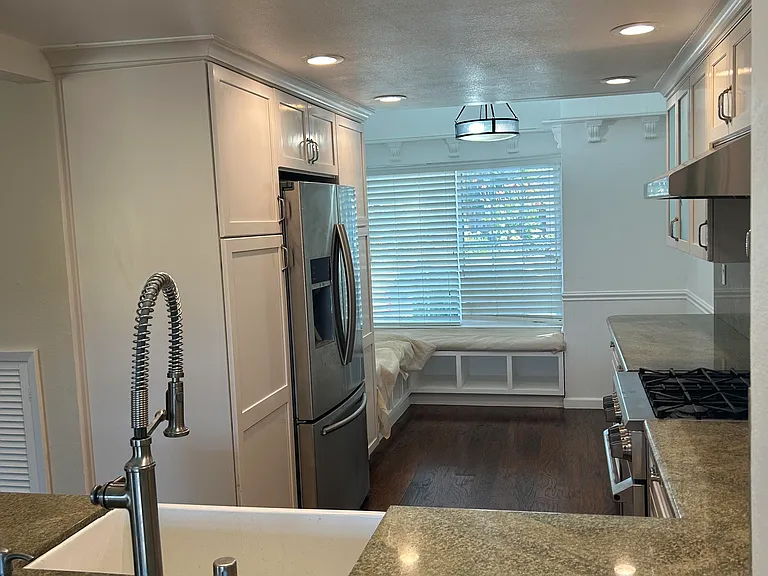 10066 Foxboro Cir — Photo 2