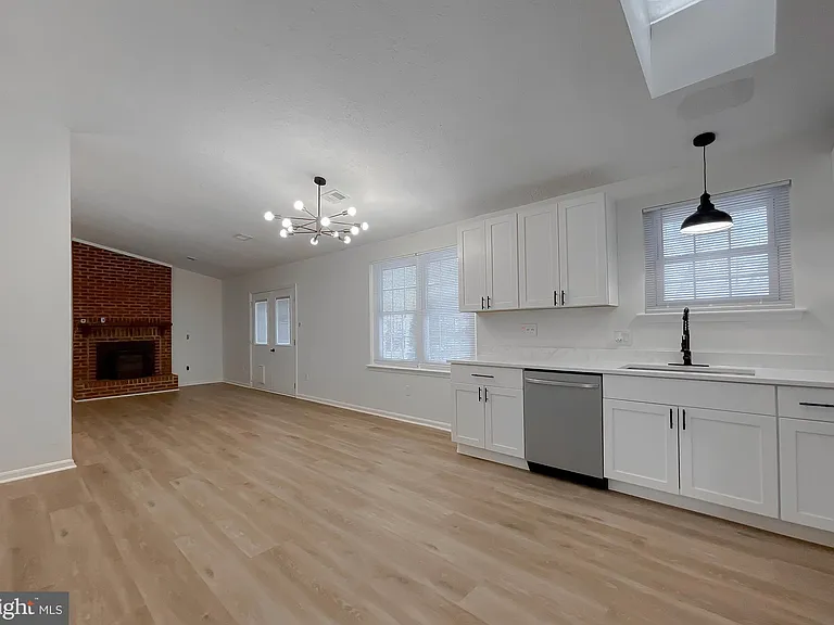 2094 Chapelside Ct — Photo 5