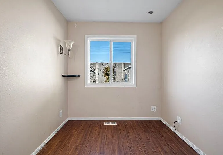 2577 Elysium Ave — Photo 45