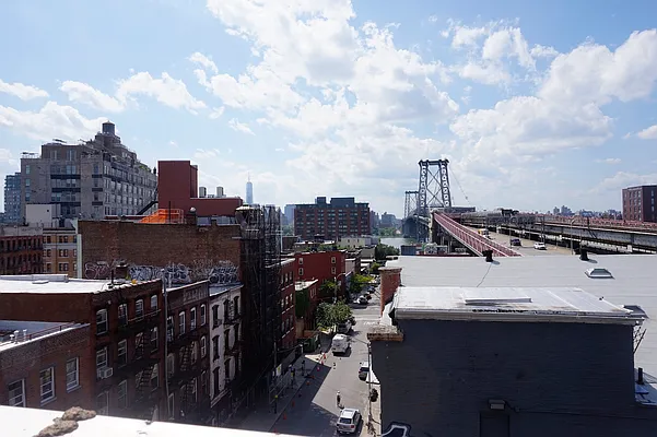 Rented by EXR | media 36