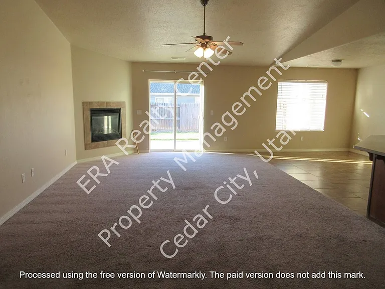4276 W 300 N — Photo 11