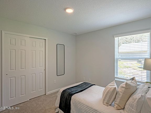 4th image of 421 SAGO Avenue