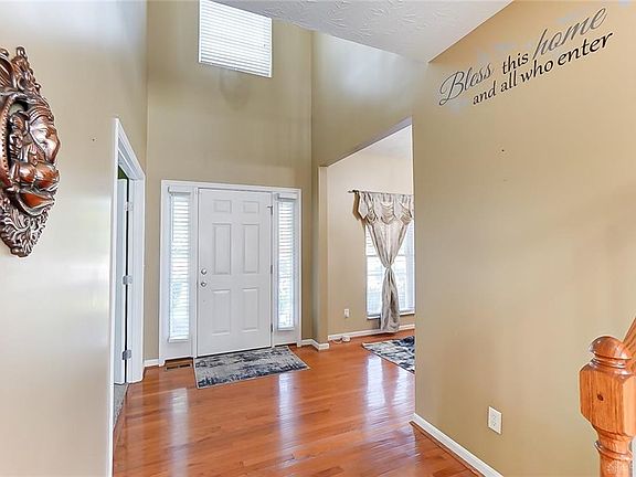 4th image of 6294 Kent Ct