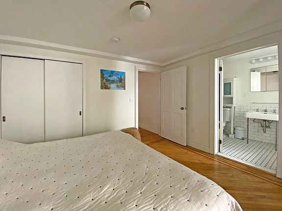 5th image of 283 Cumberland St #1