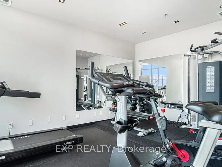 203 Catherine St #204 — Photo 11