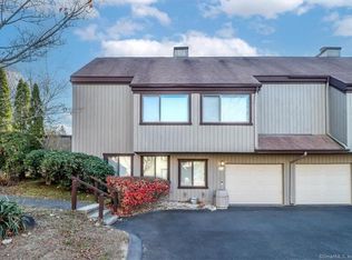 642 Old Knife Ln #A, Stratford, CT 06614