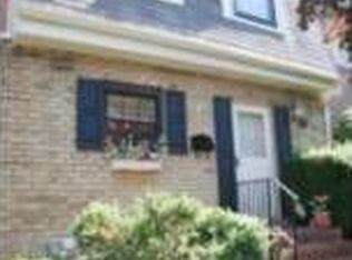 12 Alanbrooke Ct, Towson, MD 21204