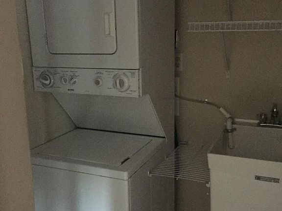5th image of 3829 Willow Avenue # Second Floor