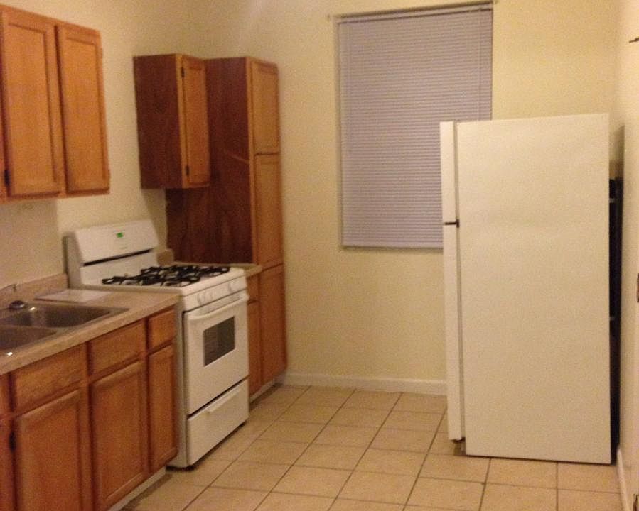 1st image of 1515 W 80th St #3