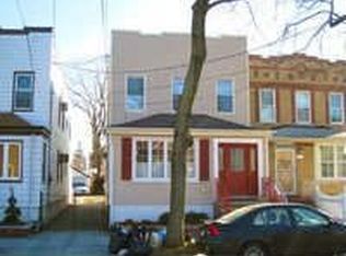 6547 79th St, Middle Village, NY 11379