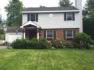 12 Rita Ln, Loudonville, NY 12211