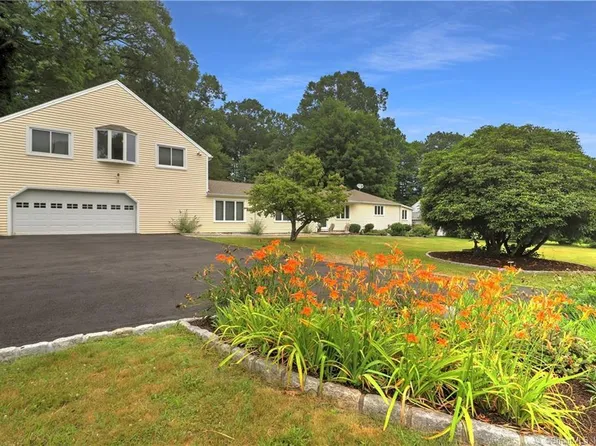 6 Kulas Terrace, Seymour, CT 06483