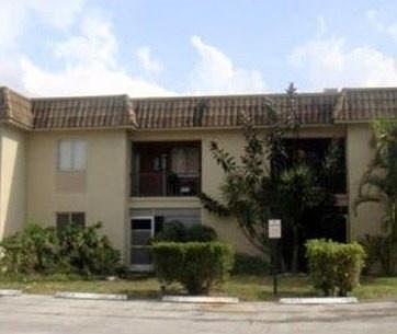 1st image of 6100 Forest Hill Blvd APT 108