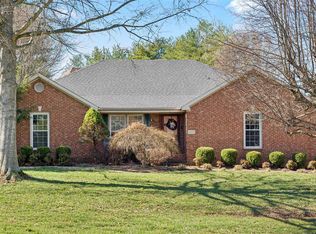 1517 Greenmeadow Ct, Bowling Green, KY 42104