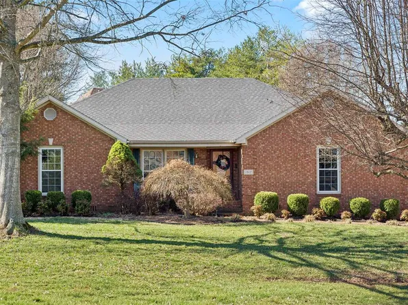 1517 Greenmeadow Ct, Bowling Green, KY 42104