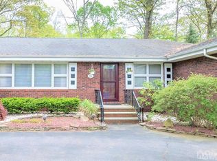 752 Cranbury Rd, East Brunswick, NJ 08816